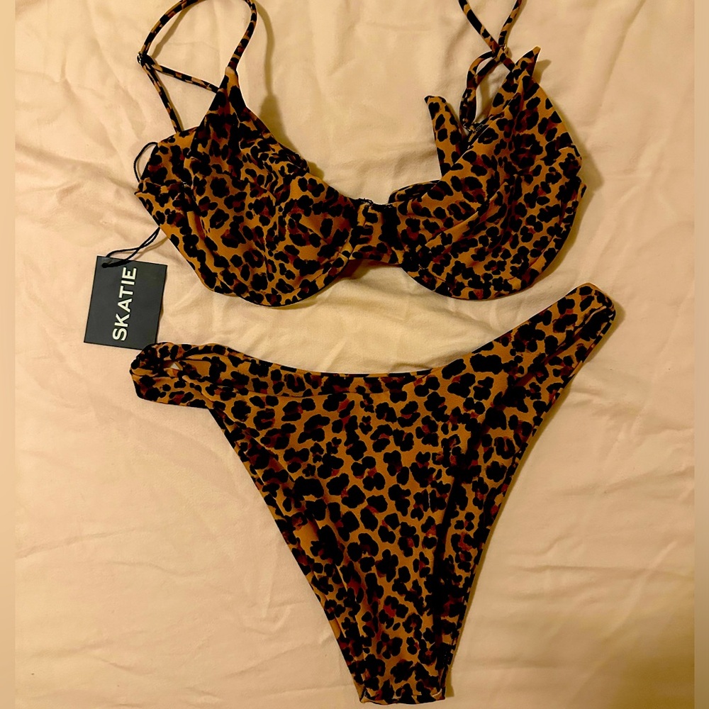 Skatie swimsuit M portofino